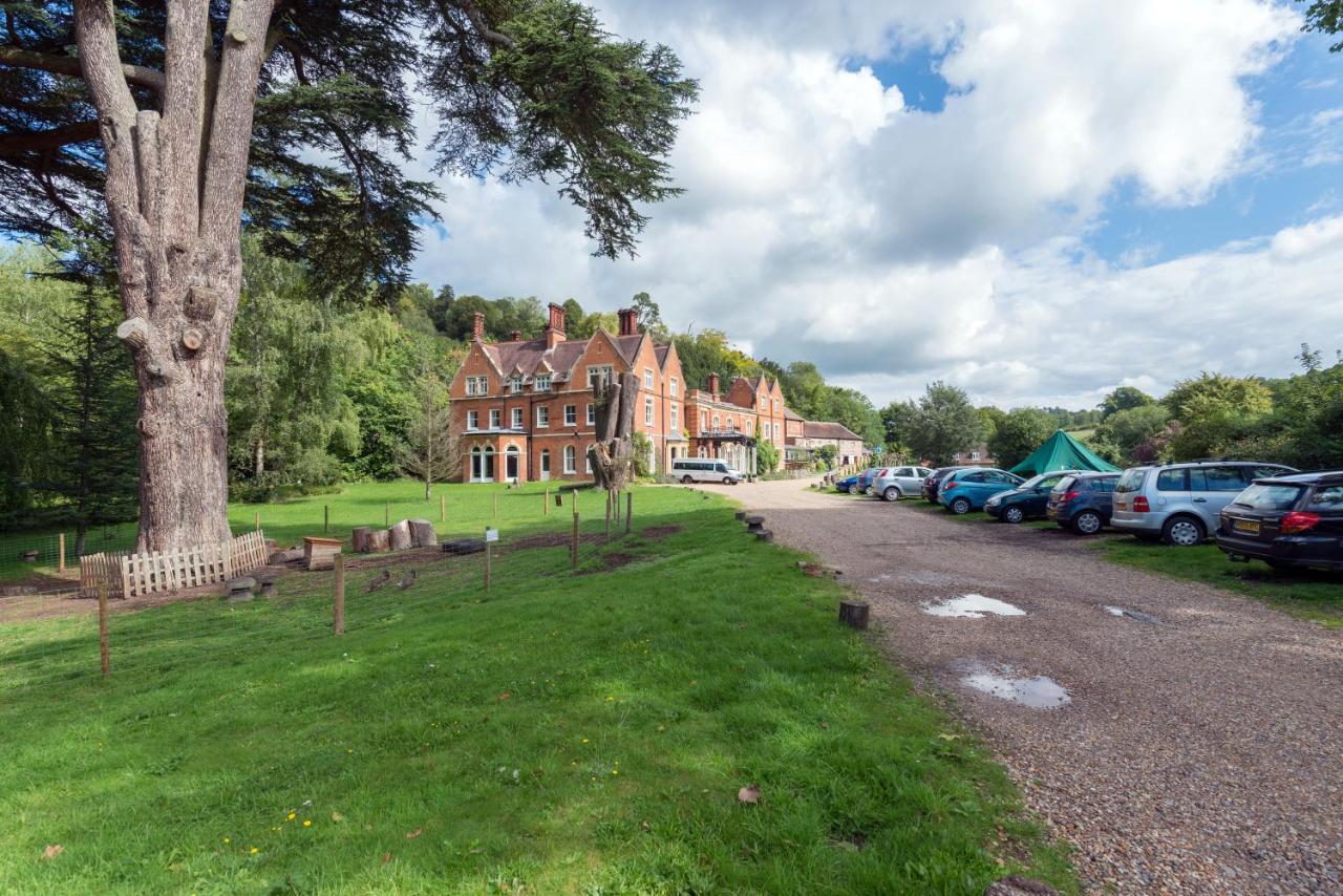 Fsc Juniper Hall Hostel Mickleham Exterior foto